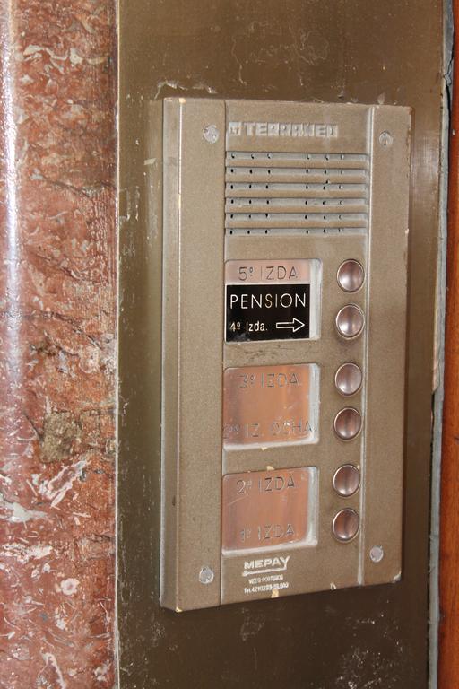 Pension Manoli Bilbao Extérieur photo
